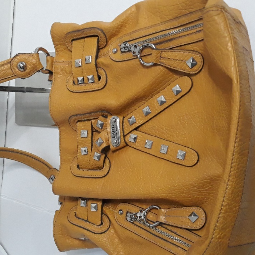 Kathy Van Zeeland Metal Studded Drawstring Bucket Bag In Mustard Yellow *EUC* - Picture 4 of 11